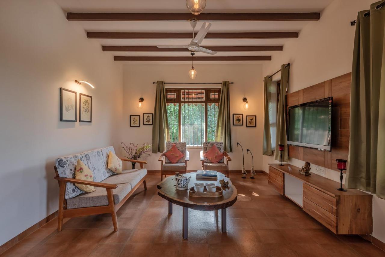 Saffronstays Niramay, Torna-Rajgad - Rustic Pool Villa With A Gazebo And Great Forest Views Marg Asni Экстерьер фото